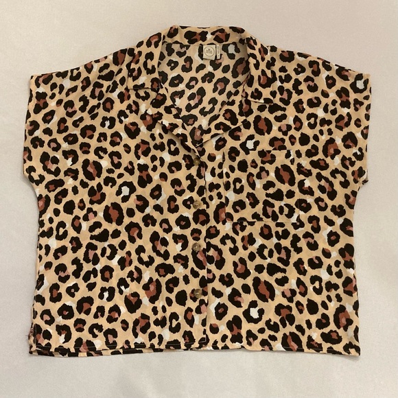 Paper Crane cheetah print button down T-shirt blouse size XL - Picture 3 of 11